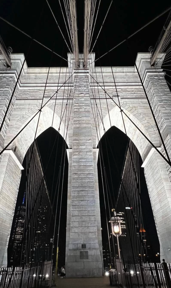 The Brooklyn Bridge lit up at night
